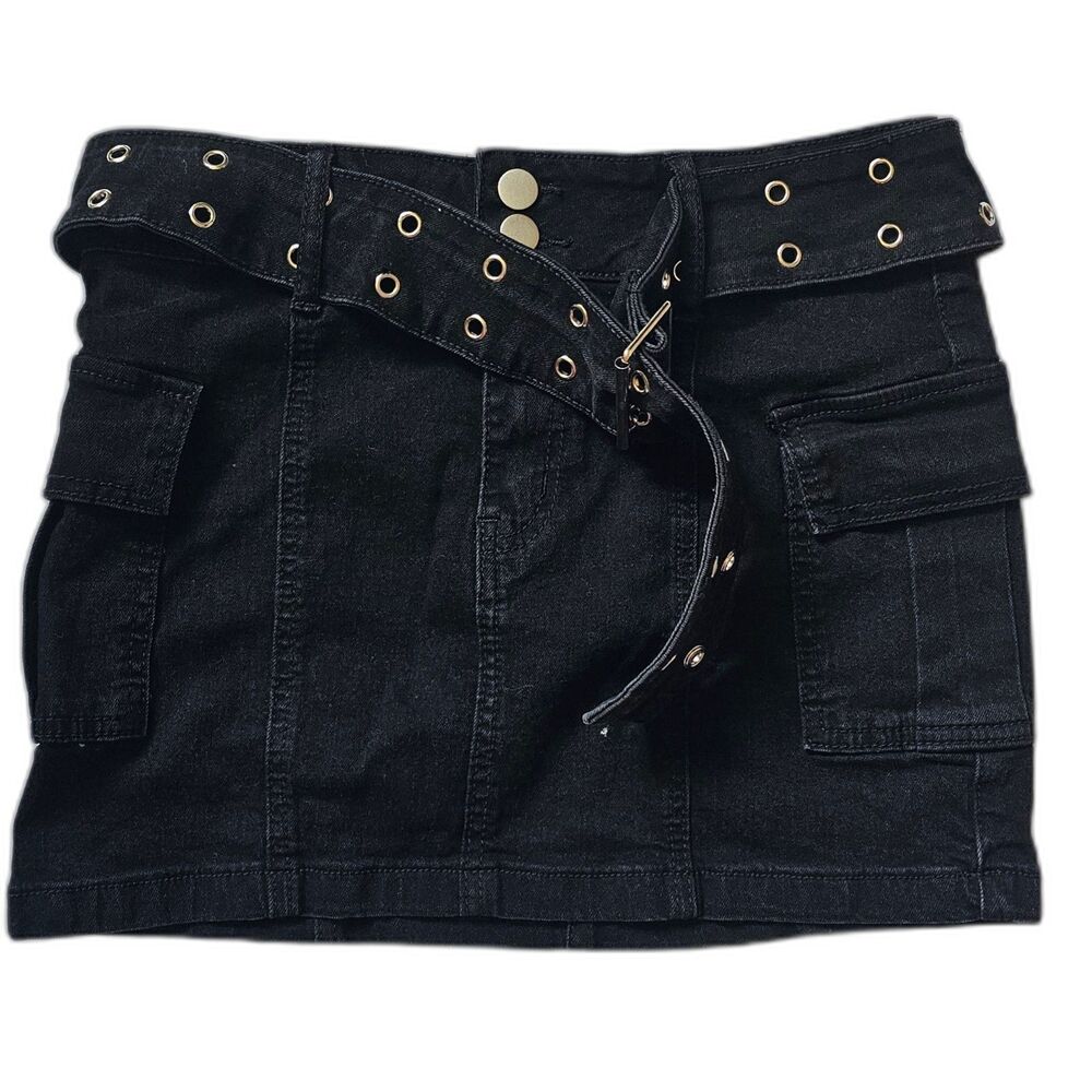 Windsor Denim Mini skirt with belt and cargo pockets